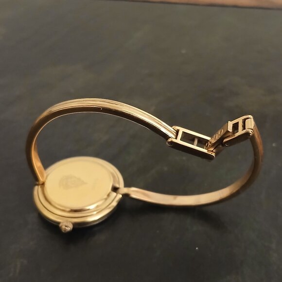 Gucci Vintage Bangle Watch w/ 12 Interchangeable Bezels - Picture 7 of 12